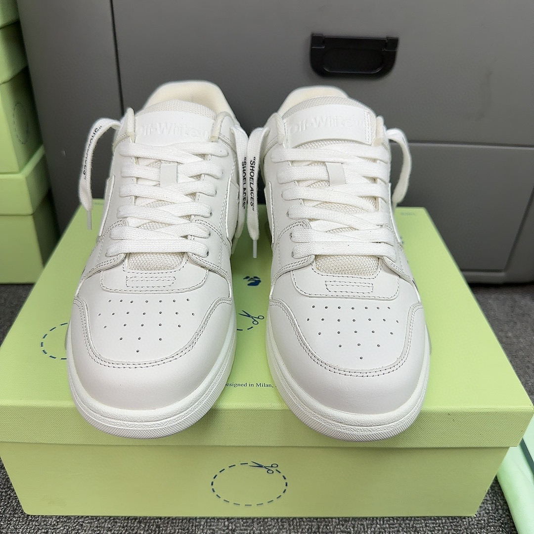 OFF-WH*TE Out Of Office OOO Low Tops For Walking White Black